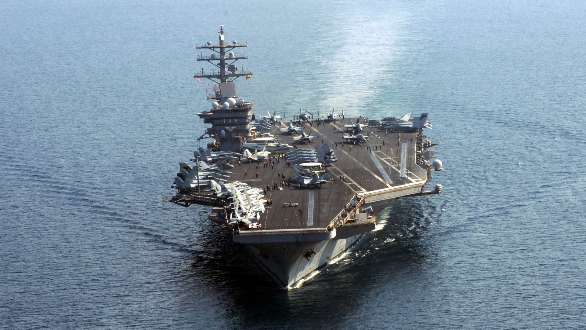 方向盘的战争与地板的烈焰，当维斯塔潘的轮胎选择变成哈登的三分雨