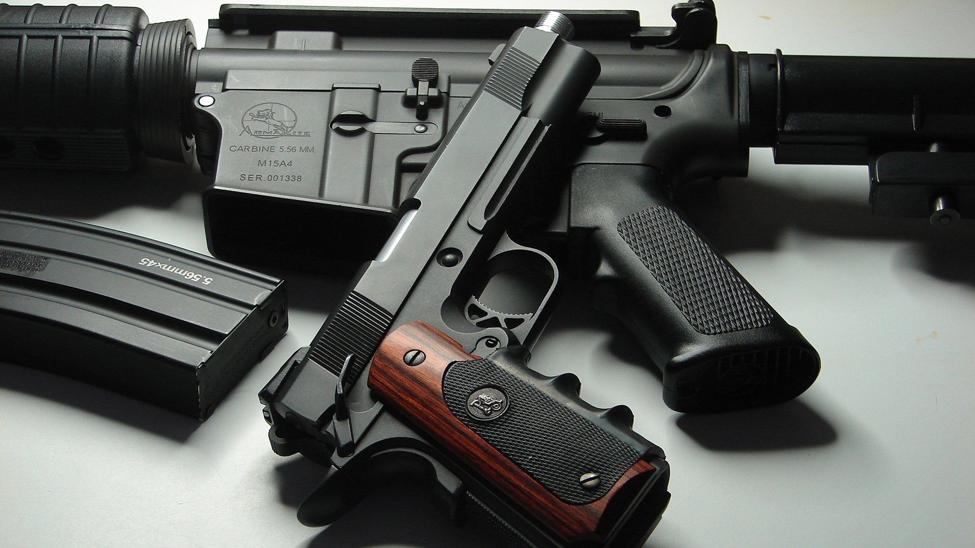 开云体育在线-足坛银河战舰驶入F1赛道，当维尼修斯在巴林带走奥地利，接管新赛季